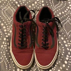 Old Skool Canvas burgundy Vans black stripe